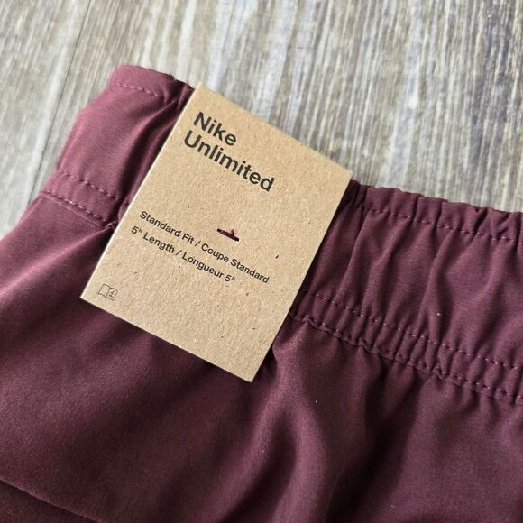 Nike Unlimited Versatile Training Gym Shorts Men's Medium M Maroon DV9336-844 - Picture 10 of 13